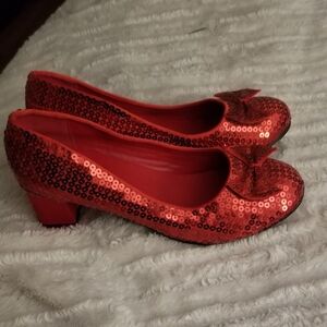 Red sequin women's shoes